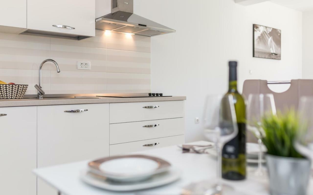 Apartments Dordic Baška Eksteriør billede