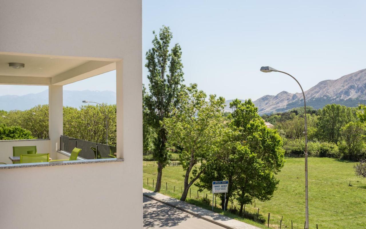 Apartments Dordic Baška Eksteriør billede